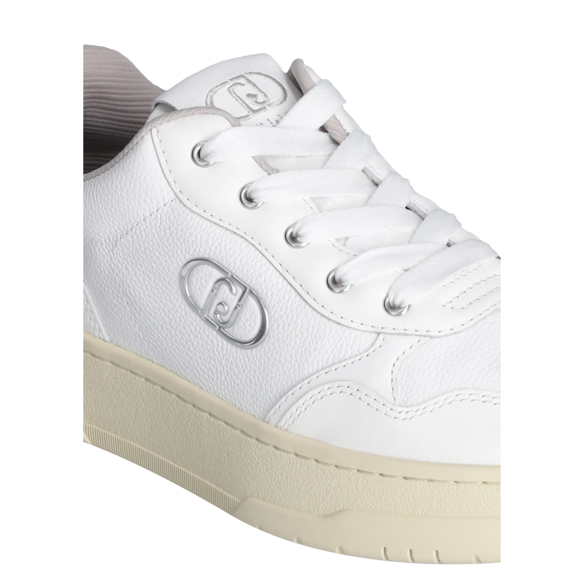 Sneakers Donna con tomaia in pelle bottalata - Image 4