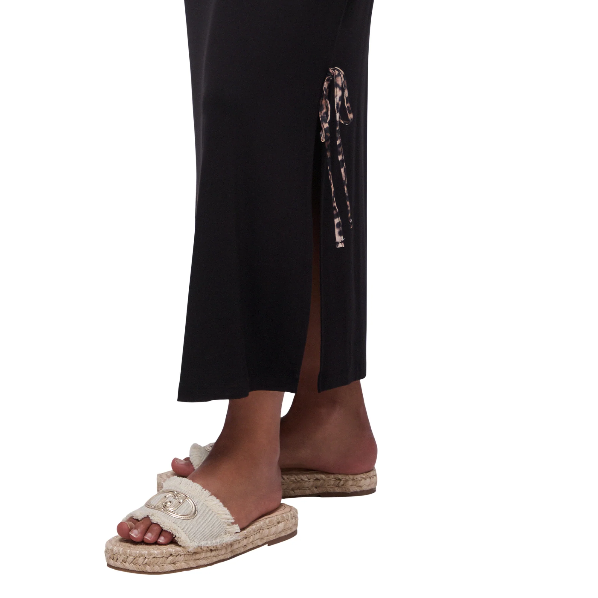 Abito lungo in jersey a tinta unita nera con maxi logo strass - Image 3